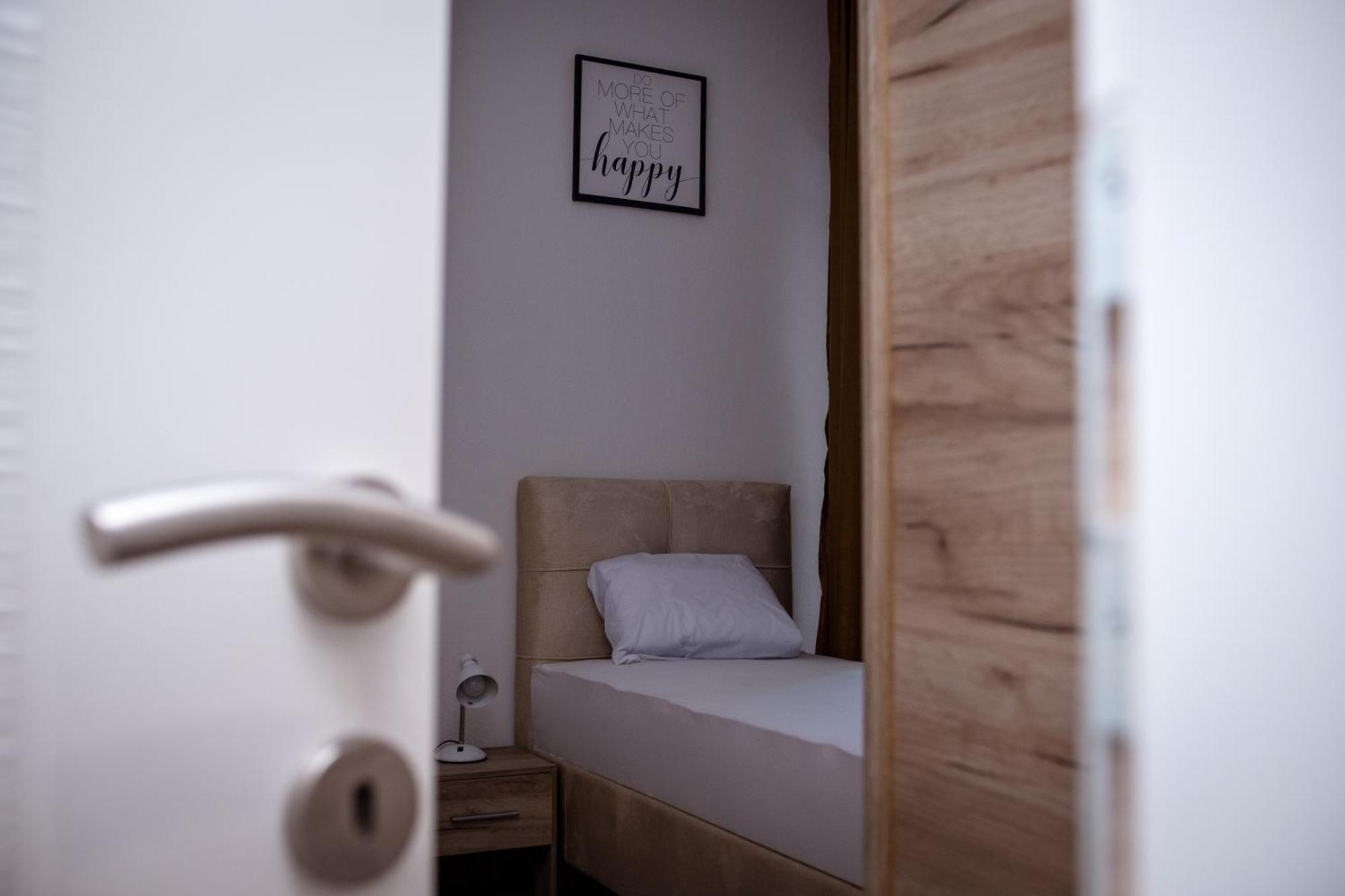 Apartment Stone Mostar Bagian luar foto