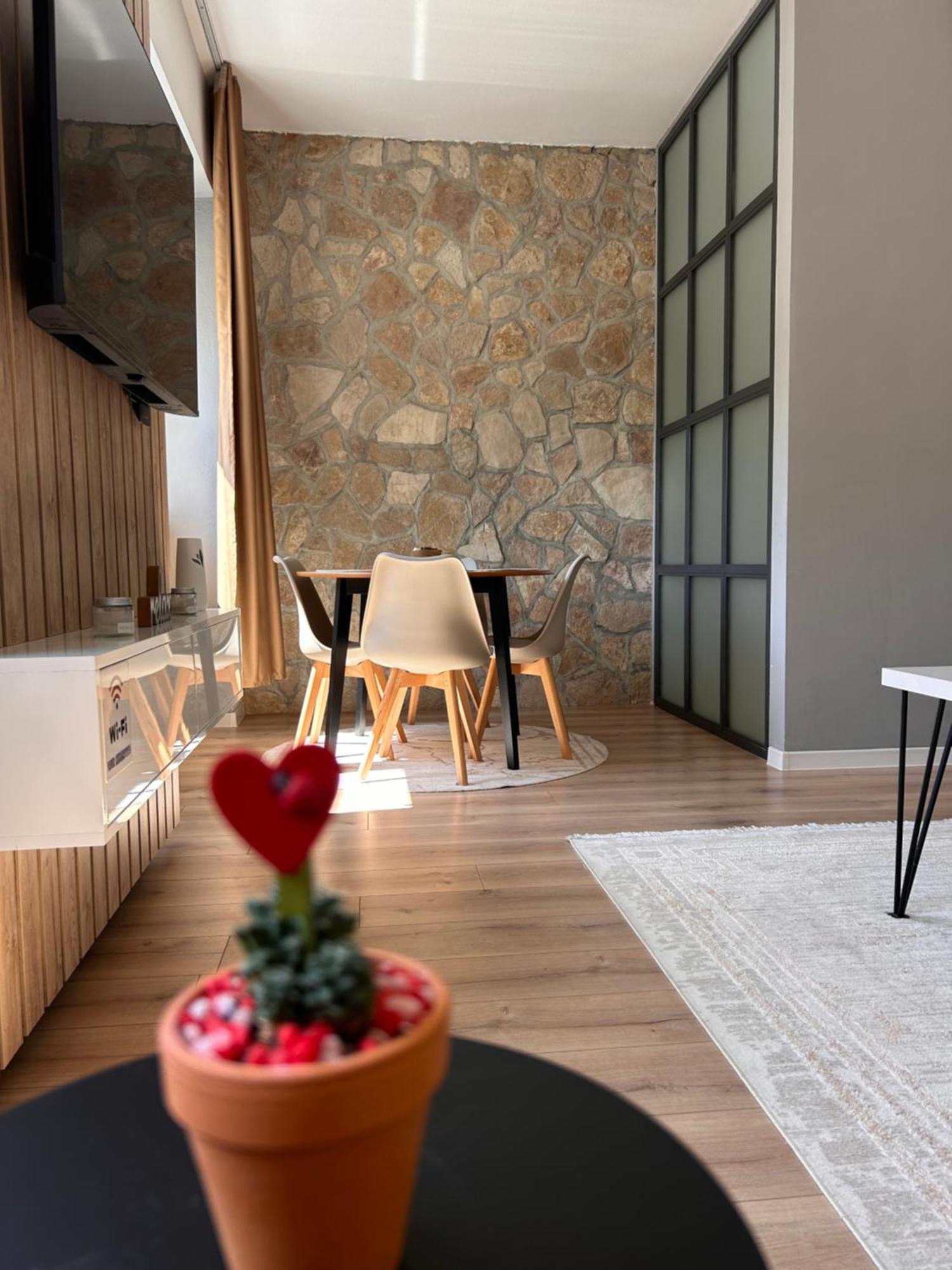 Apartment Stone Mostar Bagian luar foto